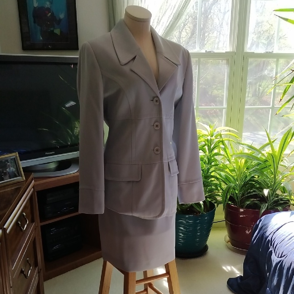 Women's Lavender Blazer and Skirt Suit